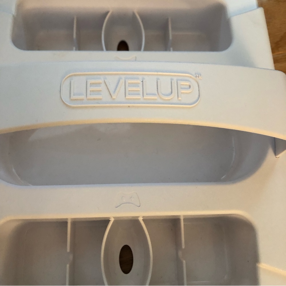 LevelUp - Stackable Gaming Controller Storage Tray - Picture 3 of 5